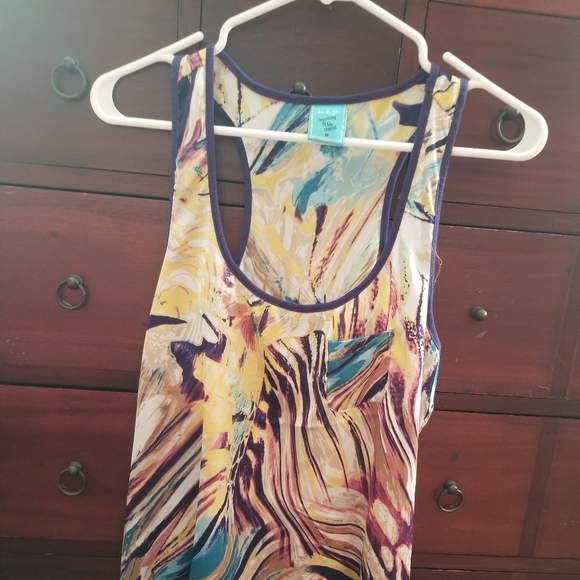 Tank top - Picture 2 of 4